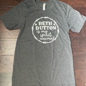 NWOT ❤️ Yellowstone T-Shirt